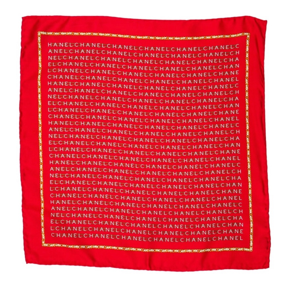 CHANEL SIlk printed scarf - Picture 2 of 3